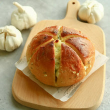 Load image into Gallery viewer, Korean Garlic Cheese Bun (Twice-Baked)
