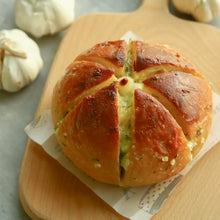 Load image into Gallery viewer, Korean Garlic Cheese Bun (Twice-Baked)
